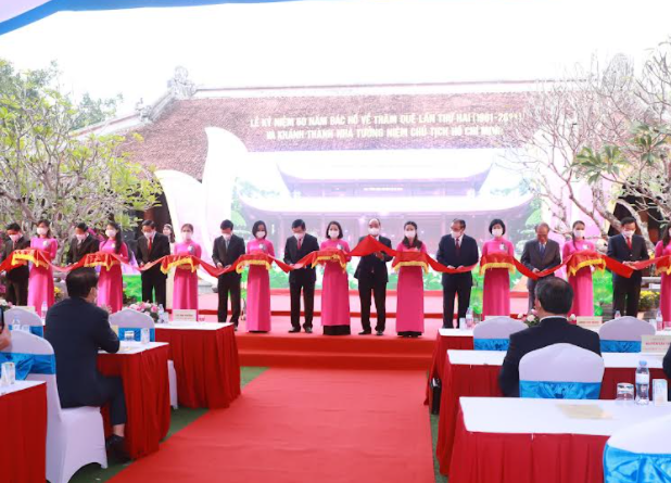 Chủ tịch nước dự Lễ kỷ niệm 60 năm ng&agrave;y B&aacute;c Hồ về thăm qu&ecirc; lần thứ hai - Ảnh 4.