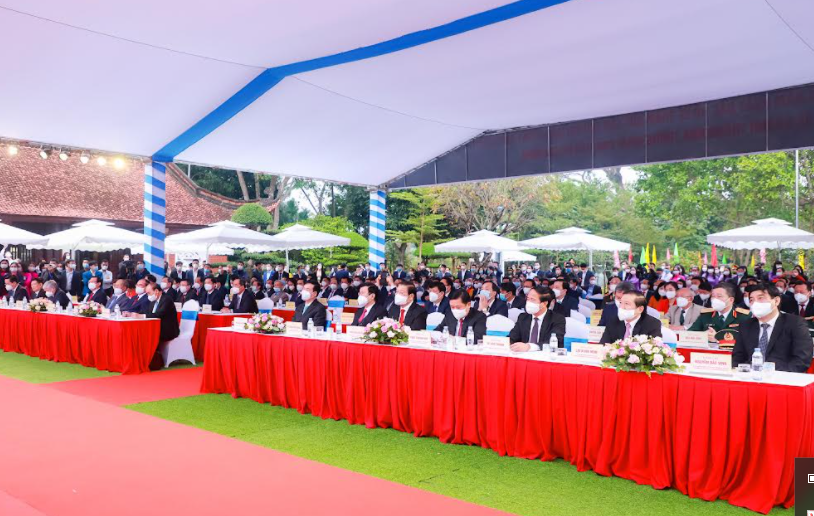 Chủ tịch nước dự Lễ kỷ niệm 60 năm ng&agrave;y B&aacute;c Hồ về thăm qu&ecirc; lần thứ hai - Ảnh 1.