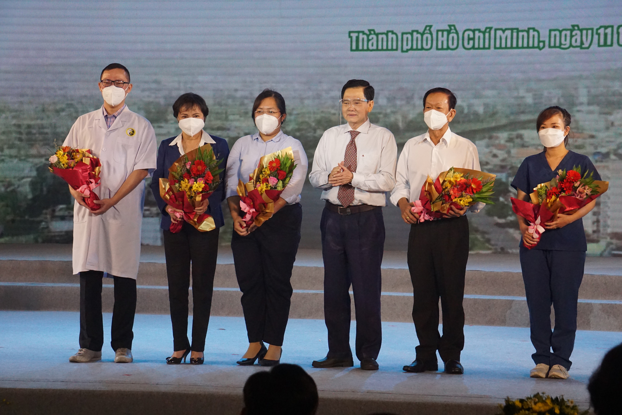 Lan tỏa cảm x&uacute;c trong đ&ecirc;m nhạc Ph&uacute; Nhuận xanh, Ph&uacute; Nhuận nghĩa t&igrave;nh - Ảnh 4.