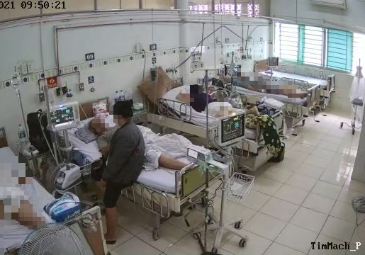 "Hồi sinh" cụ ông mắc Covid-19, nhồi máu cơ tim trong đêm