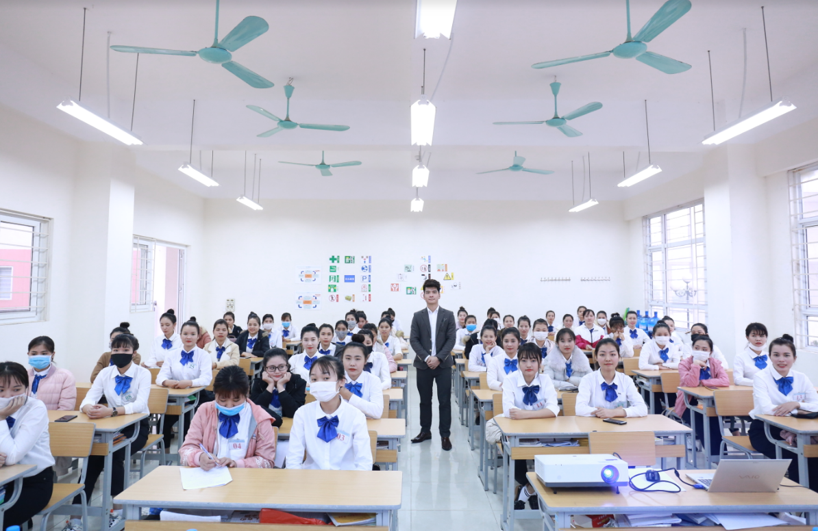 Thông tin mới nhất về phí dịch vụ khi tham gia thực tập kỹ năng số 3