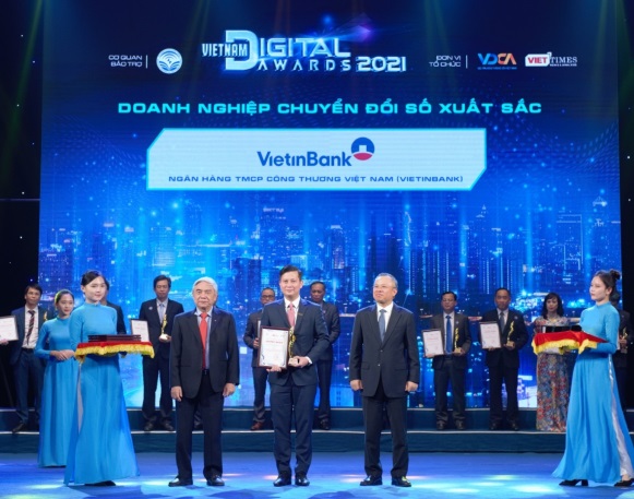 VietinBank đoạt giải thưởng Doanh nghiệp chuyển đổi số xuất sắc Việt Nam năm 2021