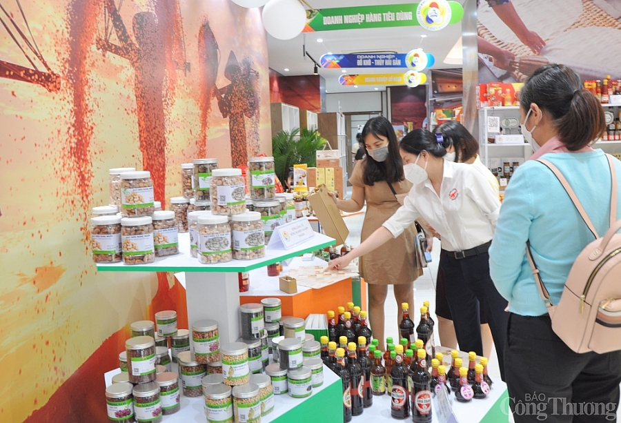 Khai mạc Tuần lễ Triển lãm sản phẩm ngành lương thực, thực phẩm năm 2021