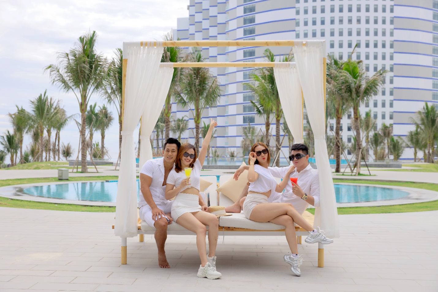 Kh&aacute;nh H&ograve;a: Xuất hiện điểm check-in h&uacute;t hồn giới trẻ - Ảnh 3.