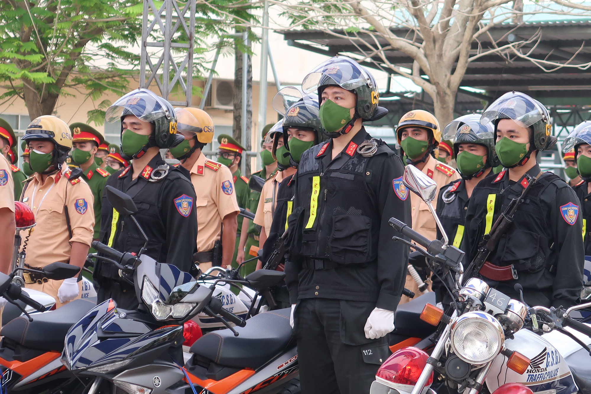 Công an TP HCM tổng lực ra quân trấn áp tội phạm