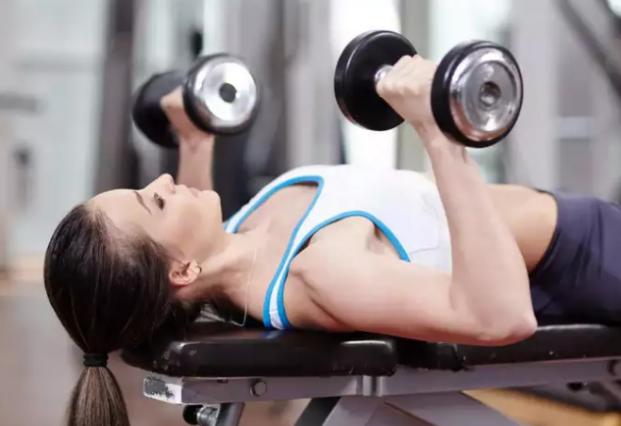 6 b&agrave;i tập gi&uacute;p v&ograve;ng 1 đầy đặn v&agrave; quyến rũ hơn - Ảnh 3.