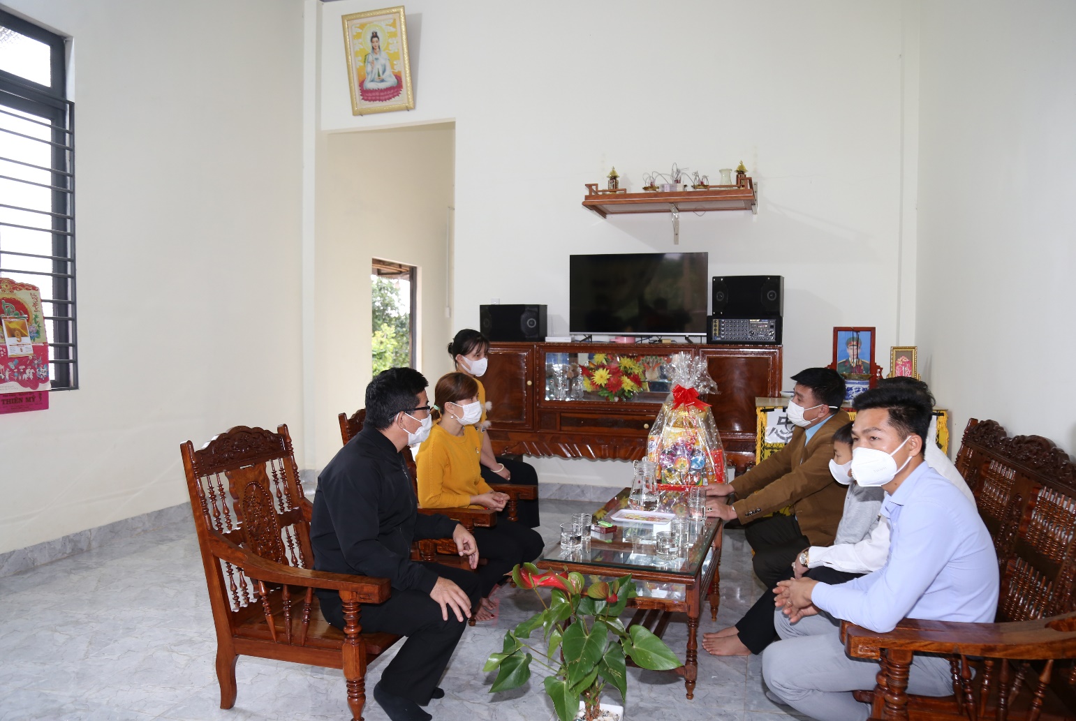 Xu&acirc;n đến sớm trong những ng&ocirc;i nh&agrave; mới - Ảnh 3.