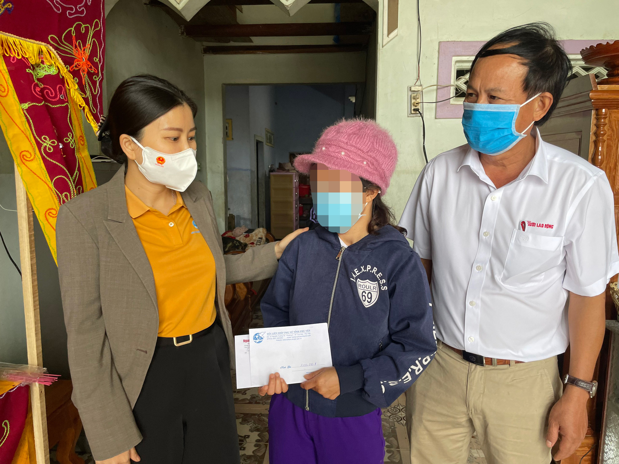 Chương trình "Trái tim miền Trung": Ấm lòng người sau cơn lũ