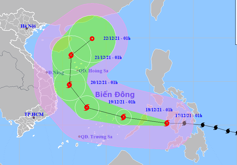 Bão Rai giật cấp 17 lao 20-25 km/giờ vào Biển Đông - Ảnh 1.