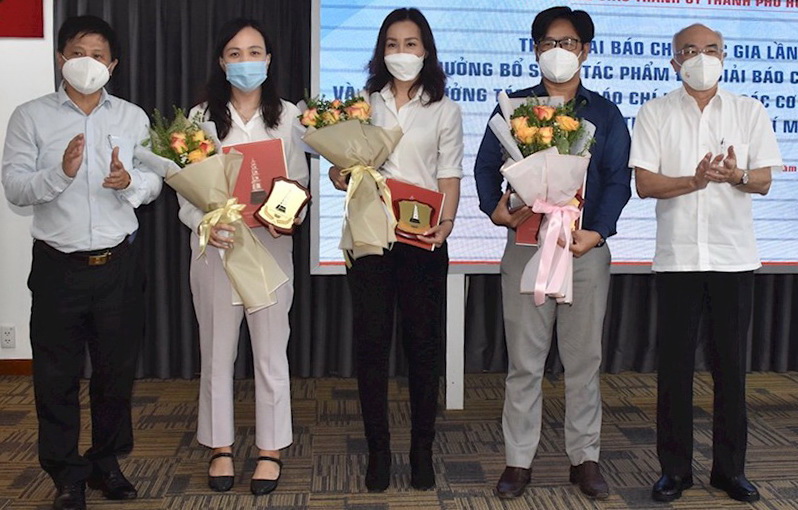 TP HCM khen thưởng bổ sung tác phẩm đoạt Giải Báo chí Quốc gia lần thứ XV