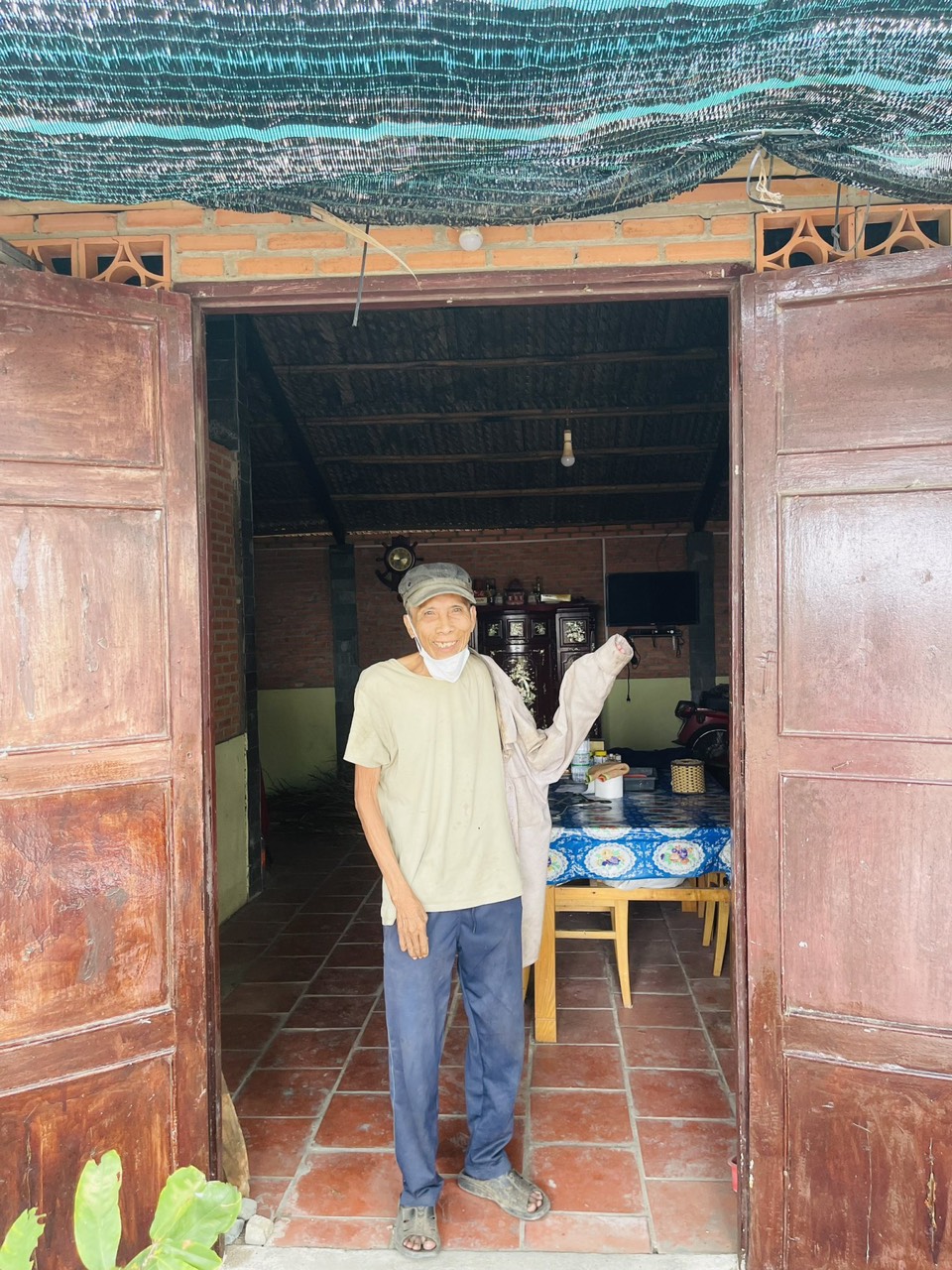 Cụ ông 77 tuổi bị bắt sau 15 năm hiếp dâm trẻ em rồi bỏ trốn