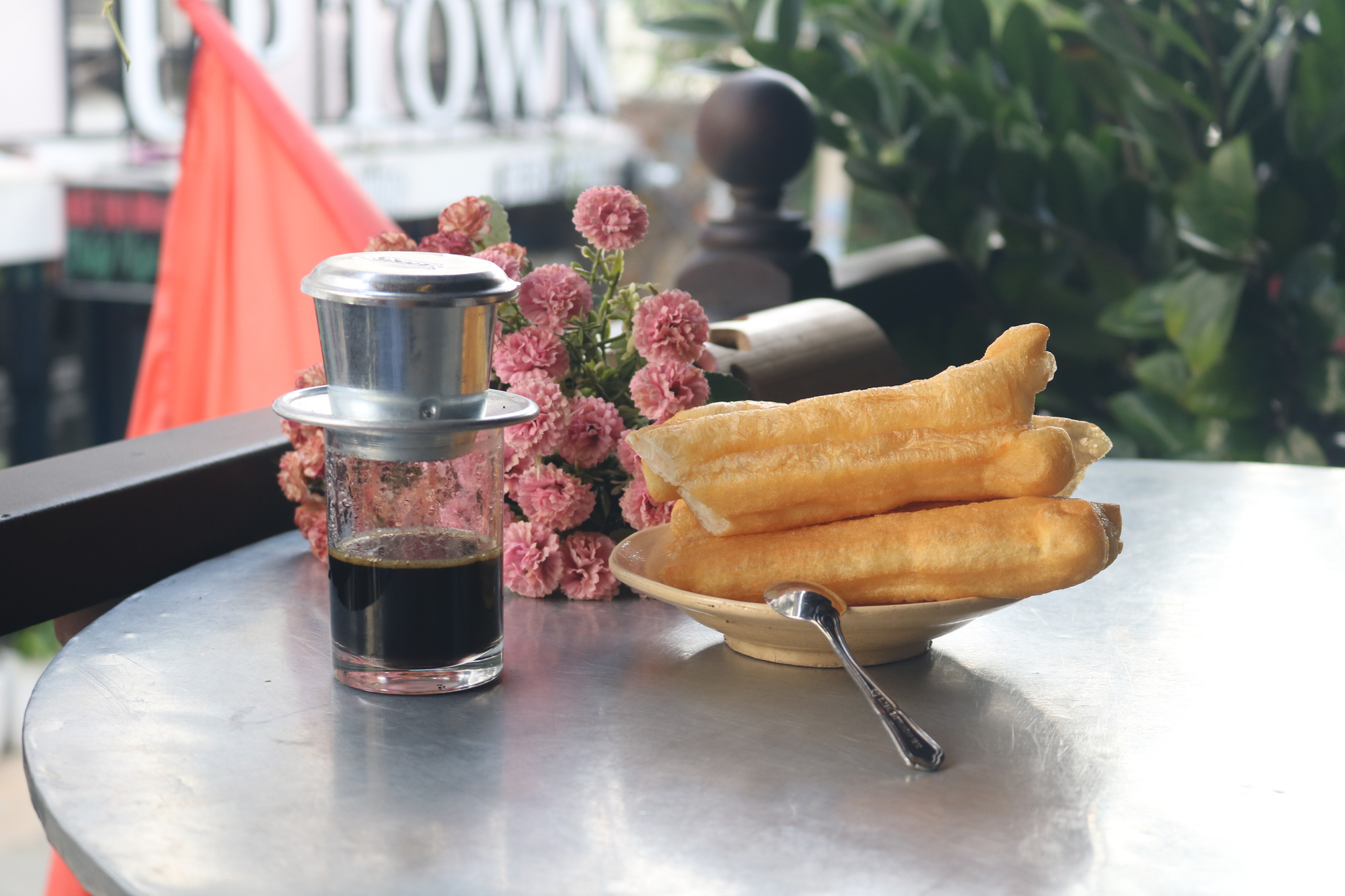 Bất ngờ tour du lịch &ldquo;B&igrave;nh Ch&aacute;nh - Những điều chưa kể&rdquo; - Ảnh 1.