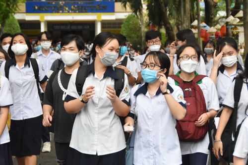 Bất thường đề thi tốt nghiệp THPT năm 2021