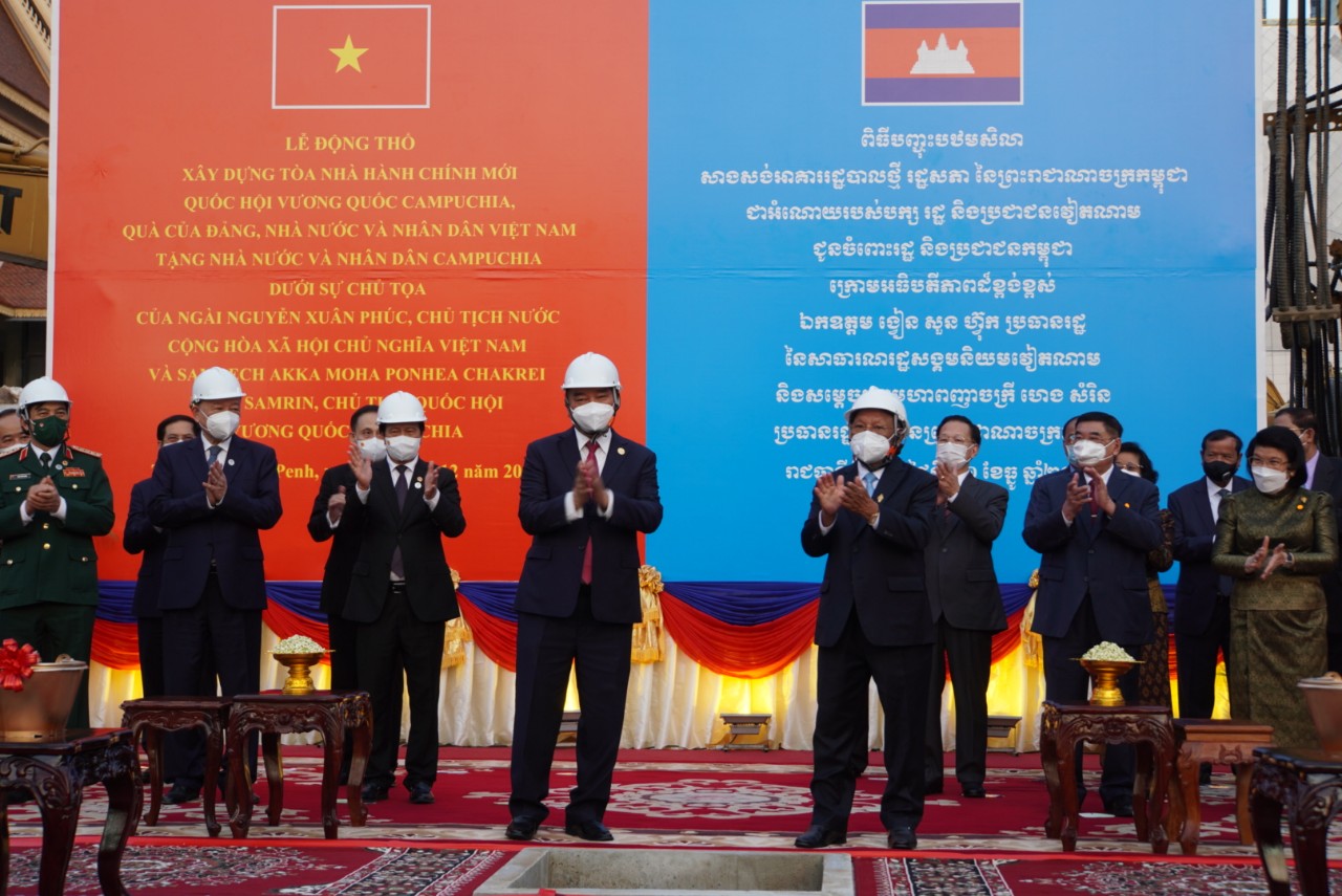 Chủ tịch nước dự lễ khởi công toà nhà hành chính Quốc hội Campuchia do Việt Nam viện trợ