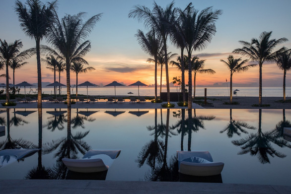 Du lịch Kh&aacute;nh H&ograve;a phục hồi, ALMA resort mở cửa đ&oacute;n kh&aacute;ch - Ảnh 1.