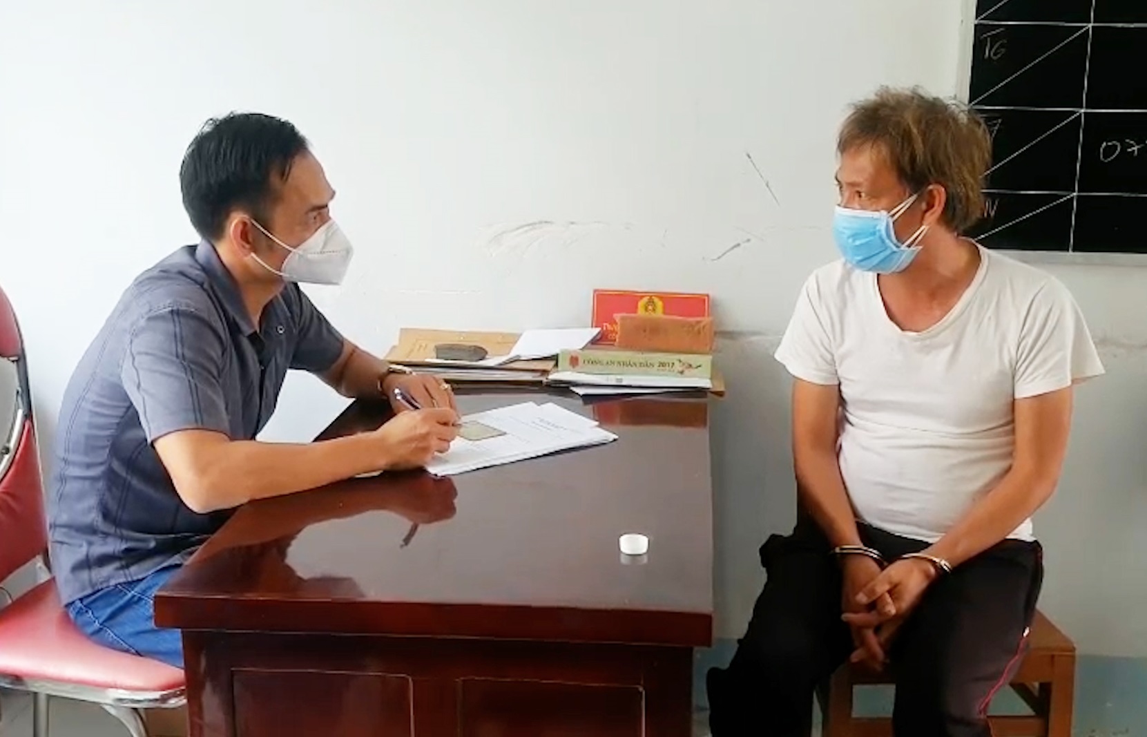CLIP: Bắt đối tượng truy nã liên quan sới bạc “Út gà”