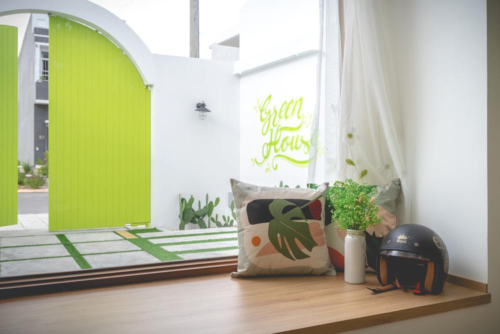 Nh&agrave; ống m&agrave;u xanh l&aacute; cho gia đ&igrave;nh 3 người g&acirc;y sốt - Ảnh 17.