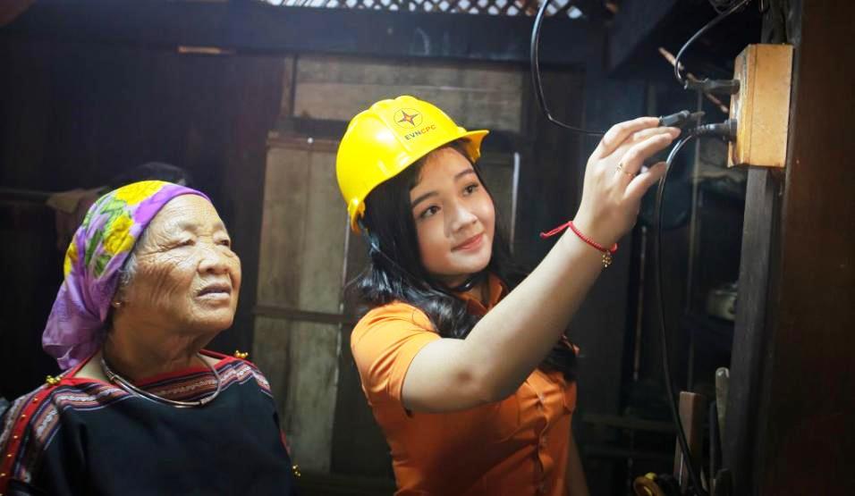EVNCPC tri ân khách hàng 2021 gần 10 tỉ đồng