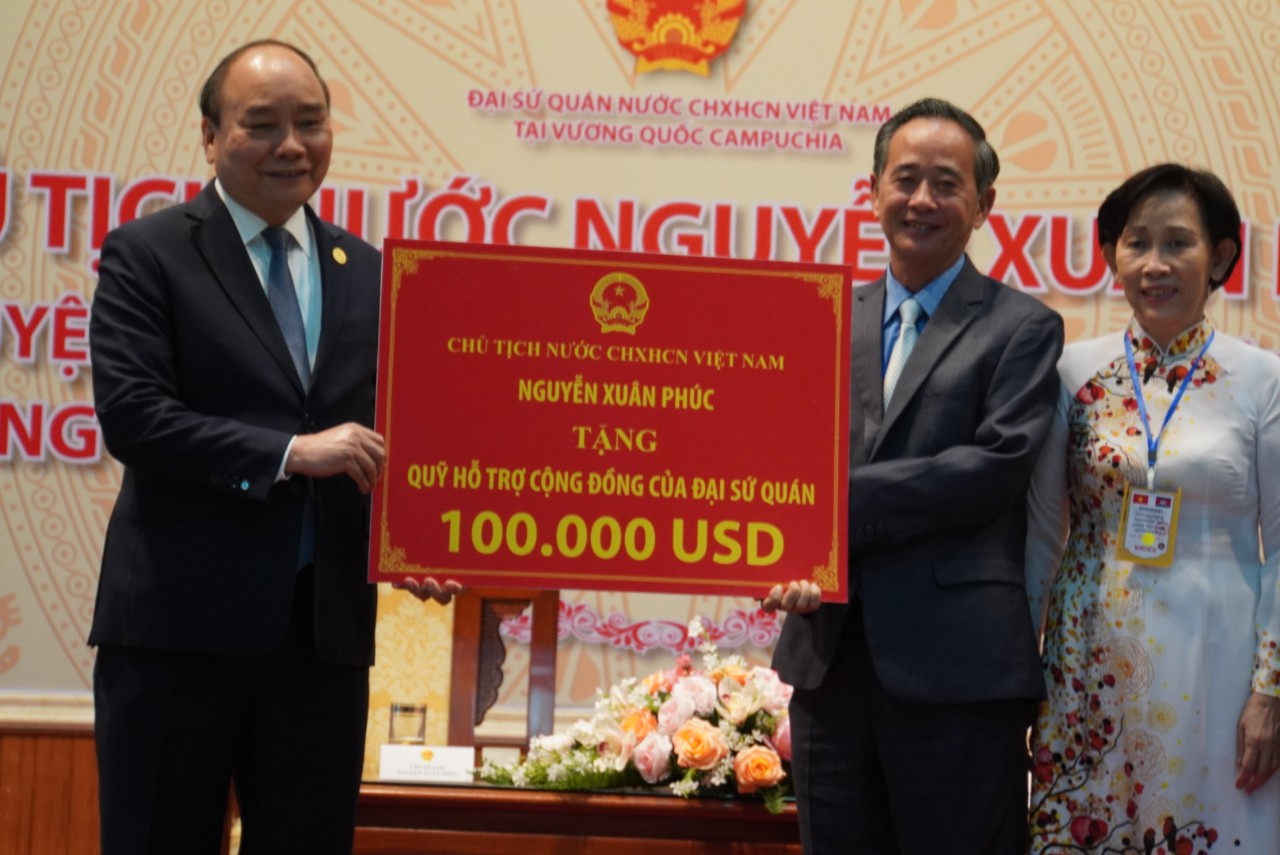 Chủ tịch nước: Kim ngạch Việt Nam - Campuchia có thể đạt 10 tỉ USD