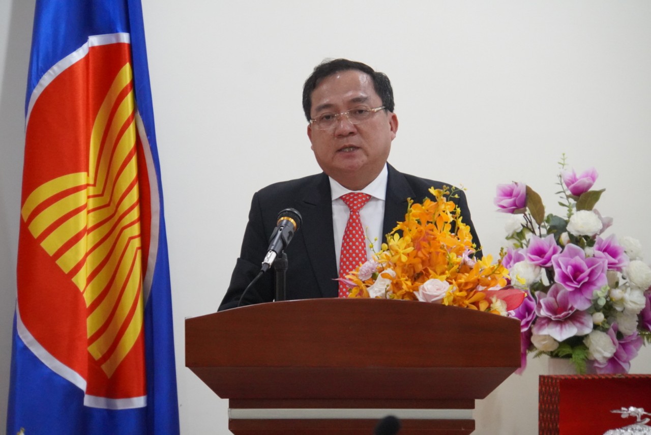 Chủ tịch nước đề nghị Thủ tướng Hun Sen th&aacute;o gỡ kiến nghị của doanh  nghiệp - Ảnh 2.