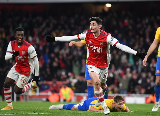 V&ugrave;i dập Sunderland, Arsenal gi&agrave;nh v&eacute; sớm b&aacute;n kết League Cup - Ảnh 6.