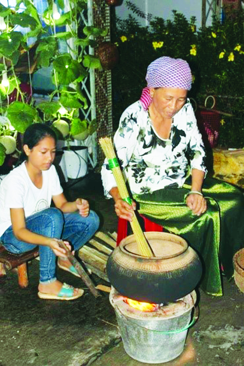 Những m&ugrave;a cốm dẹp xưa xa - Ảnh 2.