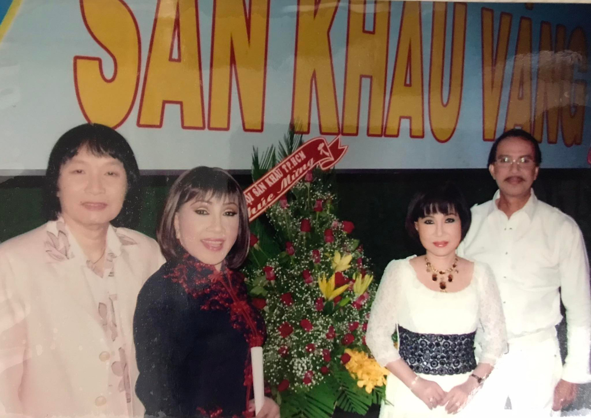 Đồng nghiệp thế hệ vàng tiếc thương NSƯT Thanh Kim Huệ