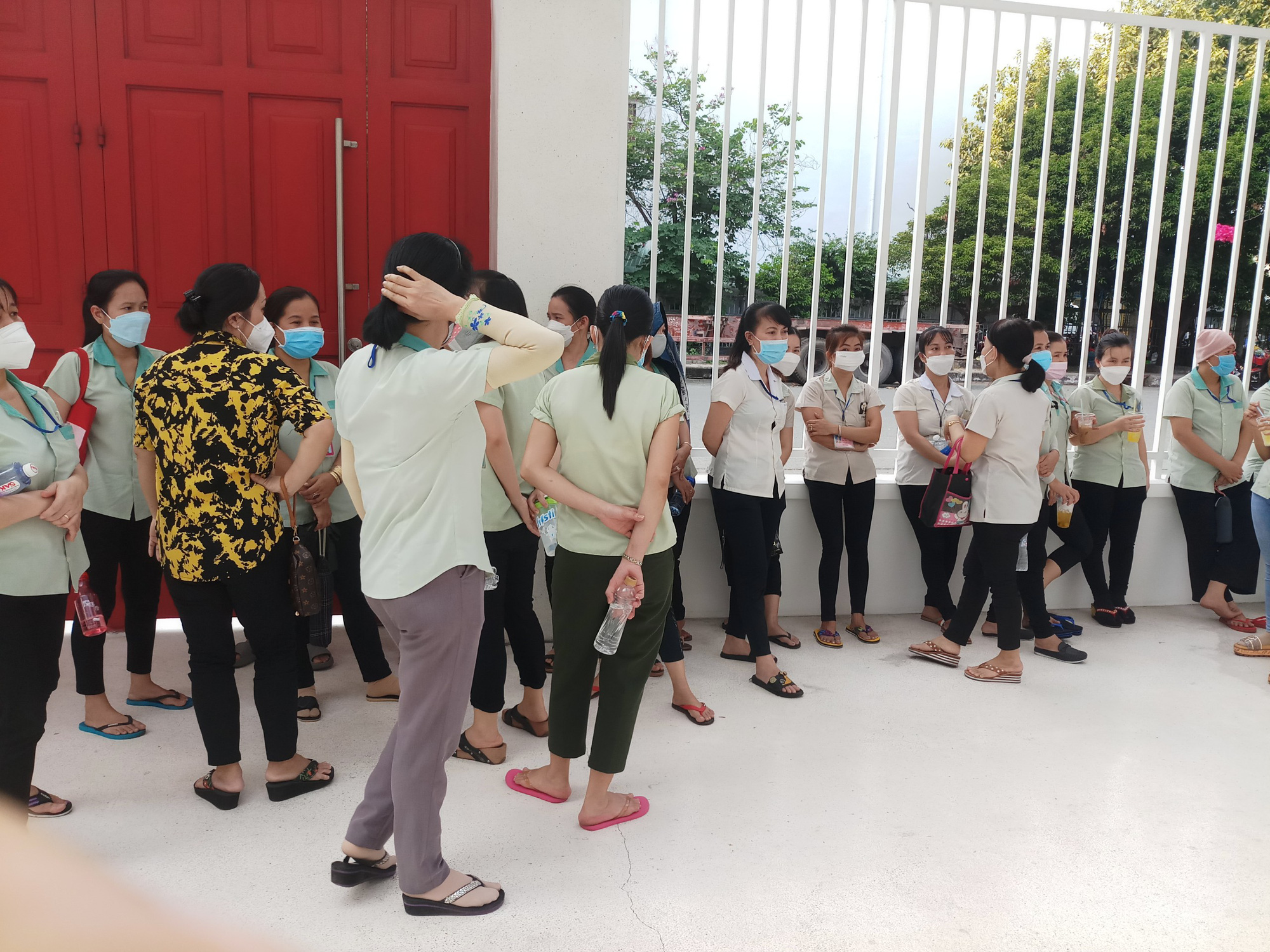 C&ocirc;ng nh&acirc;n C&ocirc;ng ty TNHH Nobland Việt Nam ngừng việc phản đối c&aacute;ch t&iacute;nh lương mới - Ảnh 2.