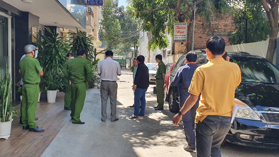 Phát hiện người phụ nữ tử vong với nhiều vết thương