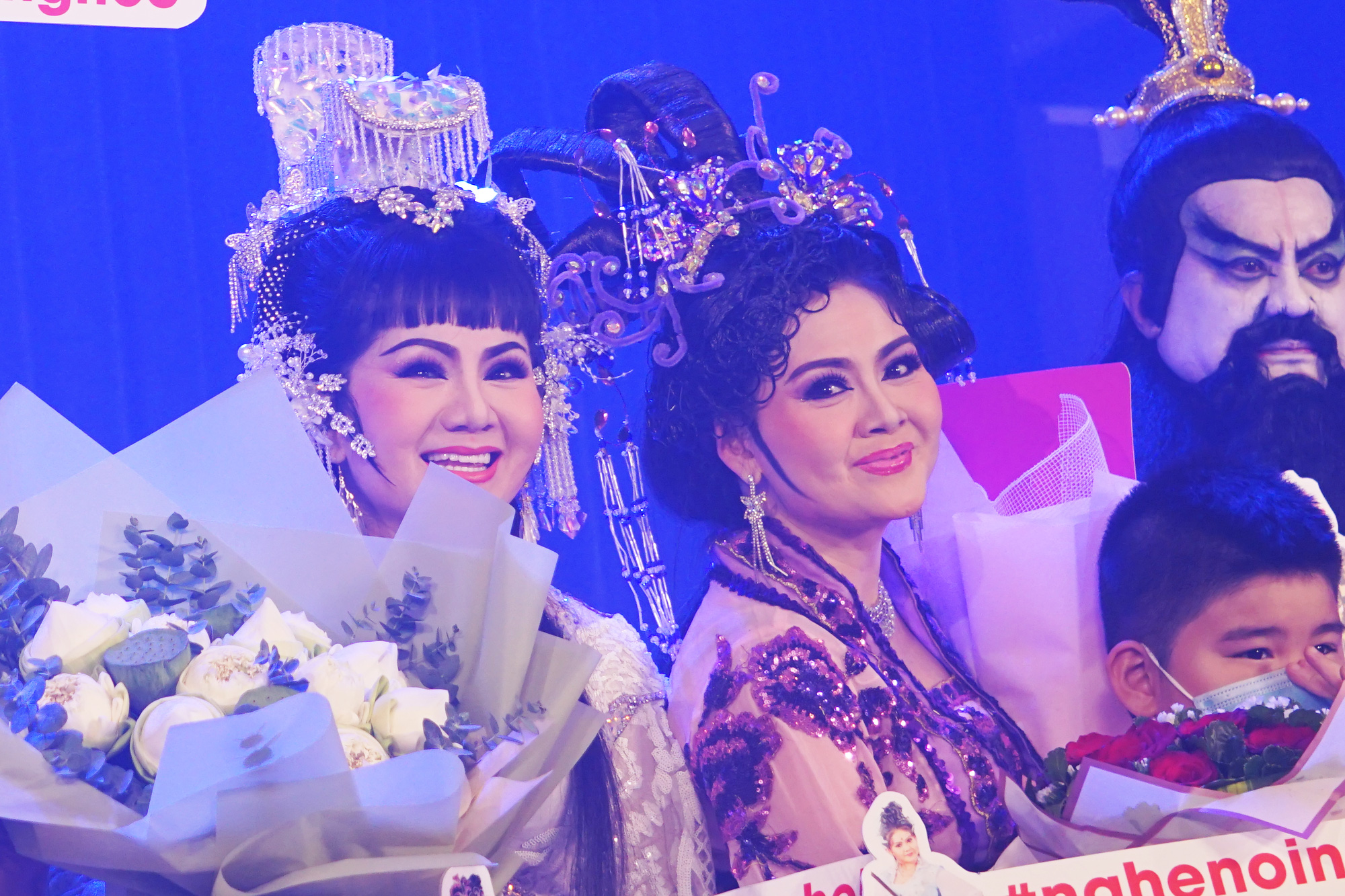 Tú Sương, Trinh Trinh tỏa sáng trong đêm "Nghề nối nghề"