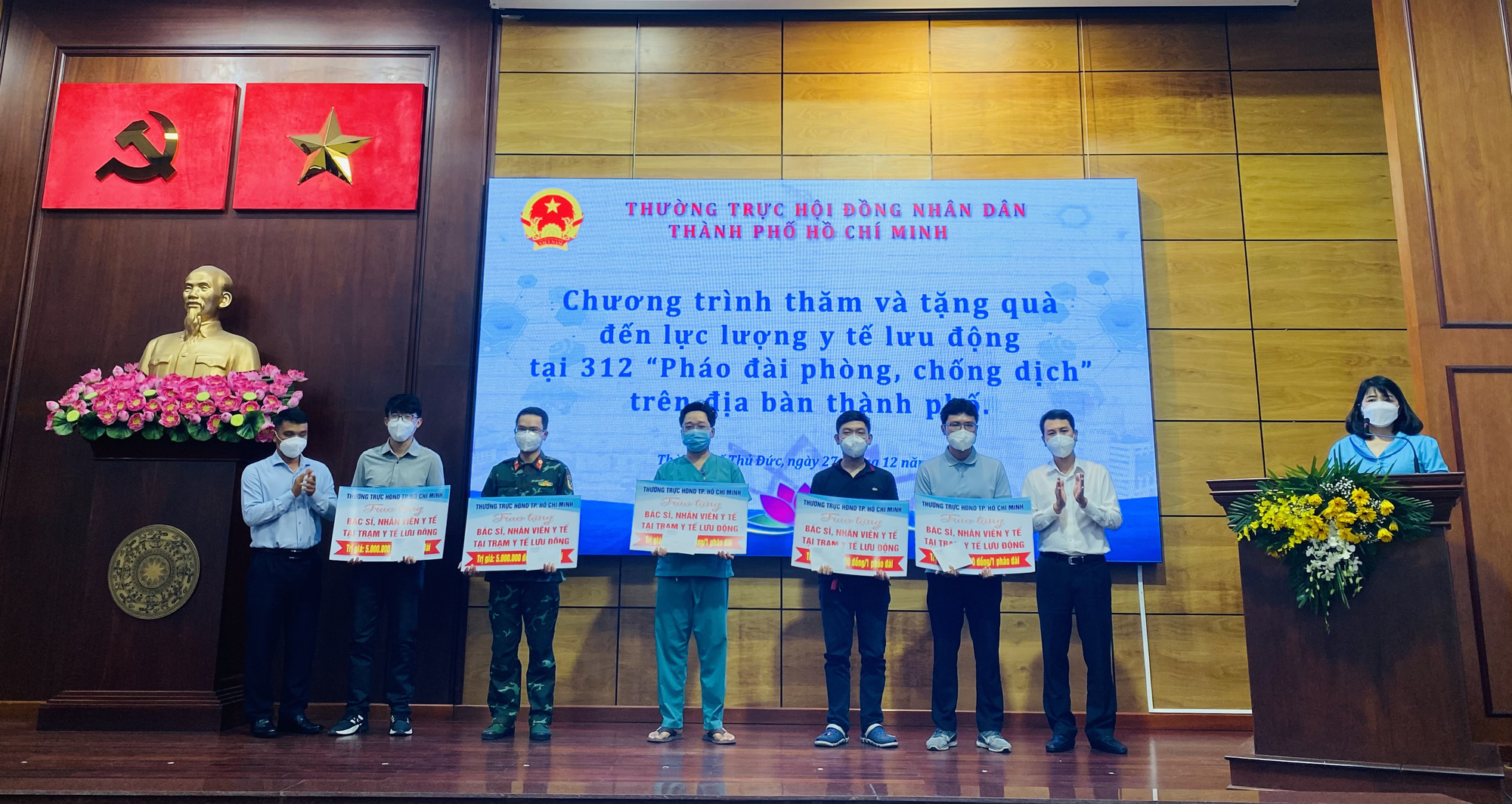 Thêm động lực cho 312 pháo đài phòng, chống dịch ở TP Thủ Đức - Ảnh 4.