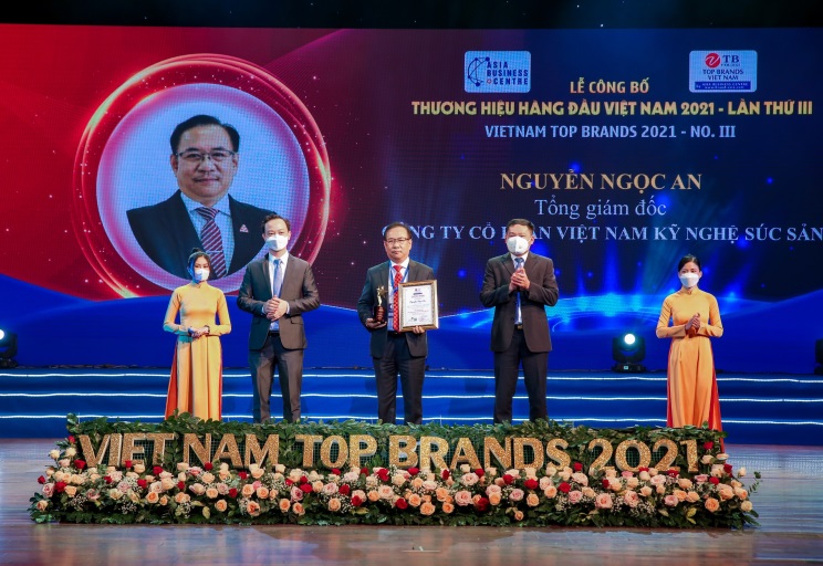 VISSAN vinh dự đạt Top 10 Thương hiệu hàng đầu Việt Nam năm 2021 - Ảnh 2.