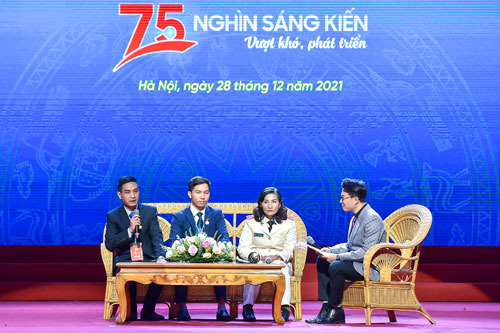 Gương vượt khó, sáng tạo