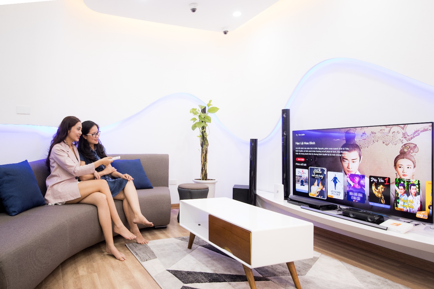 Home an to&agrave;n, qu&agrave; ngập tr&agrave;n với loạt khuyến m&atilde;i hấp dẫn từ VNPT - Ảnh 2.