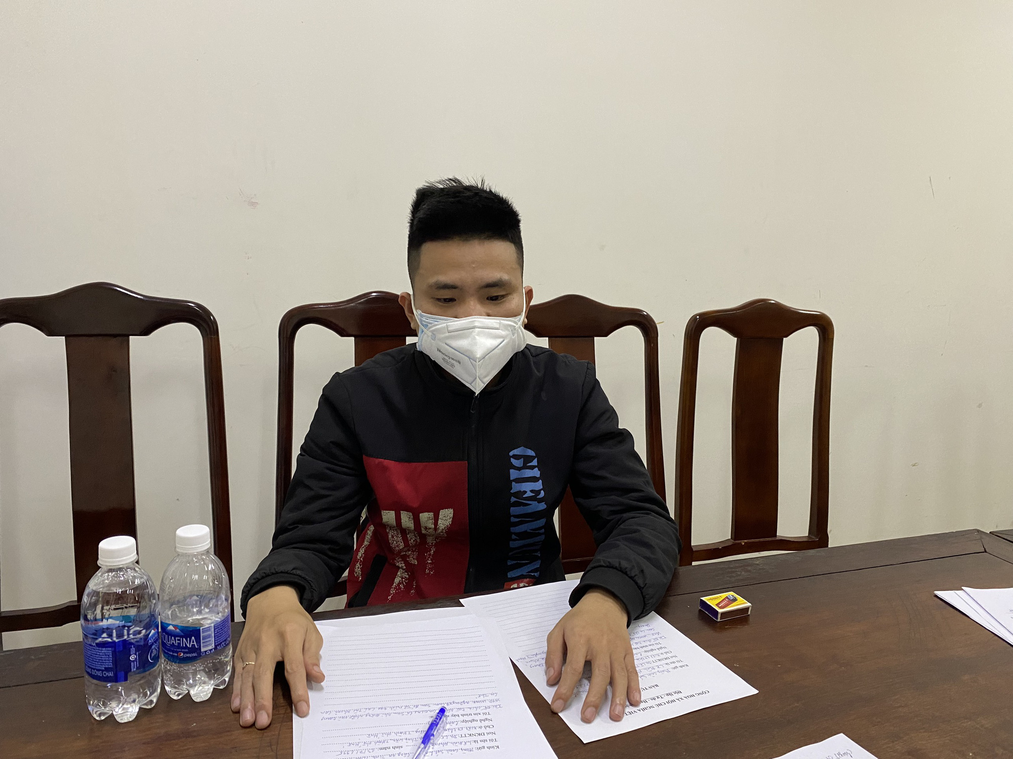Mỗi ng&agrave;y c&oacute; gần 1,4 tỉ đồng c&aacute; độ b&oacute;ng đ&aacute; qua một đường d&acirc;y ở Huế - Ảnh 1.