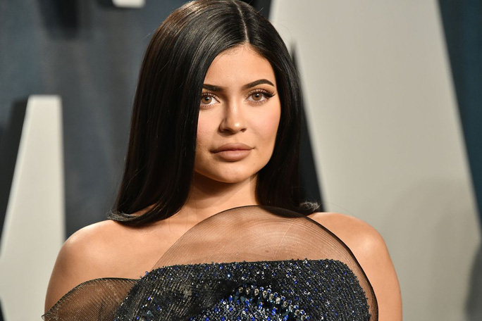 Kẻ đeo bám siêu mẫu Kylie Jenner bị buộc tội hình sự