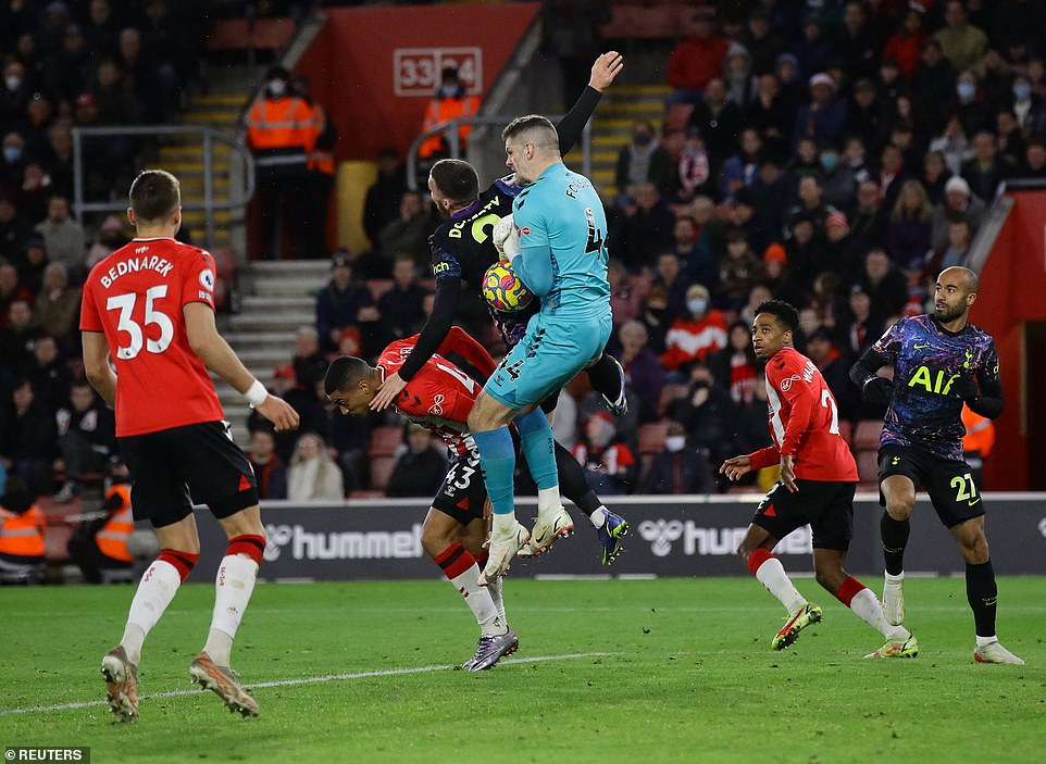Bị tước 2 bàn thắng, Tottenham ngậm ngùi chia điểm Southampton - Ảnh 6.