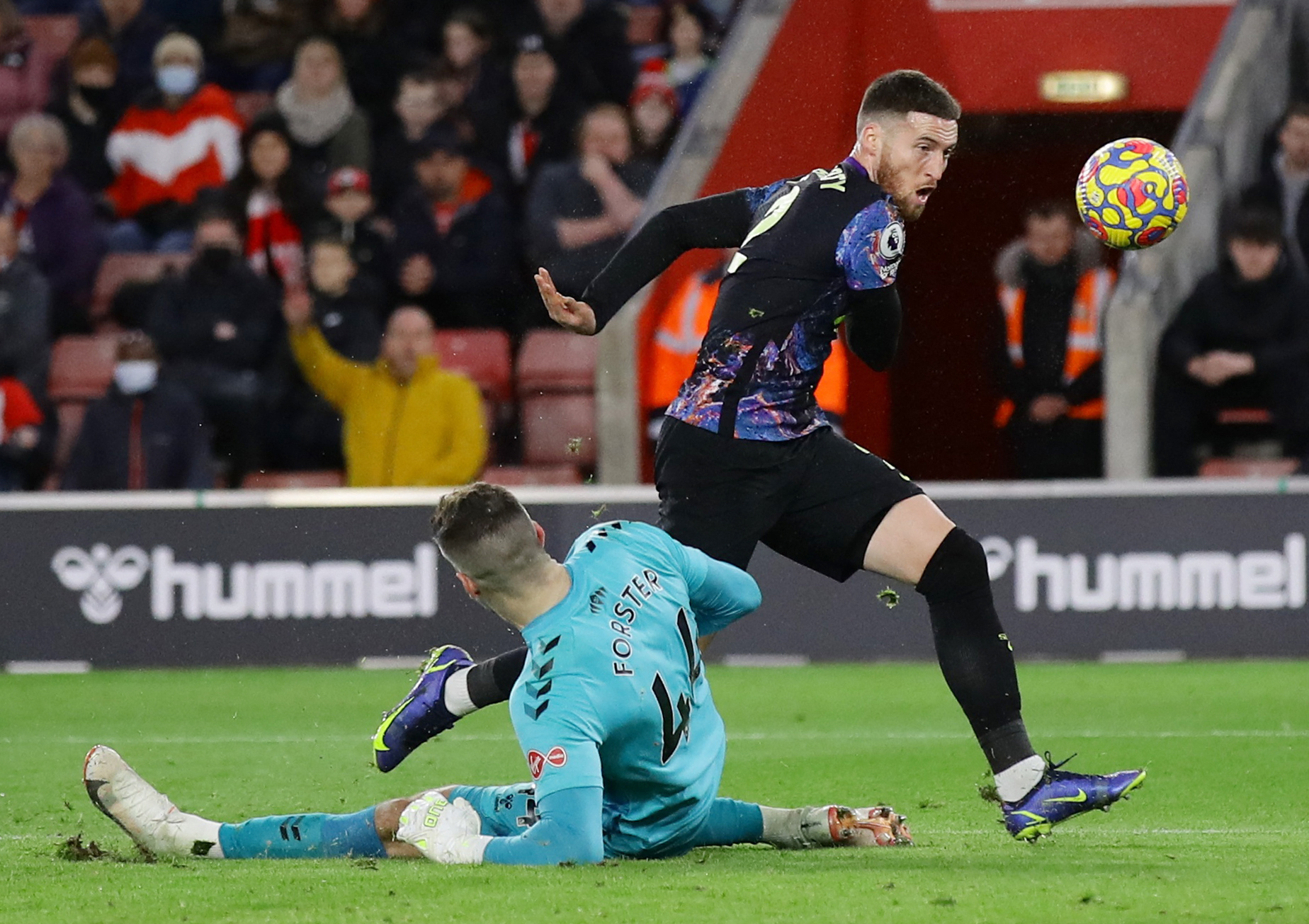 Bị tước 2 bàn thắng, Tottenham ngậm ngùi chia điểm Southampton