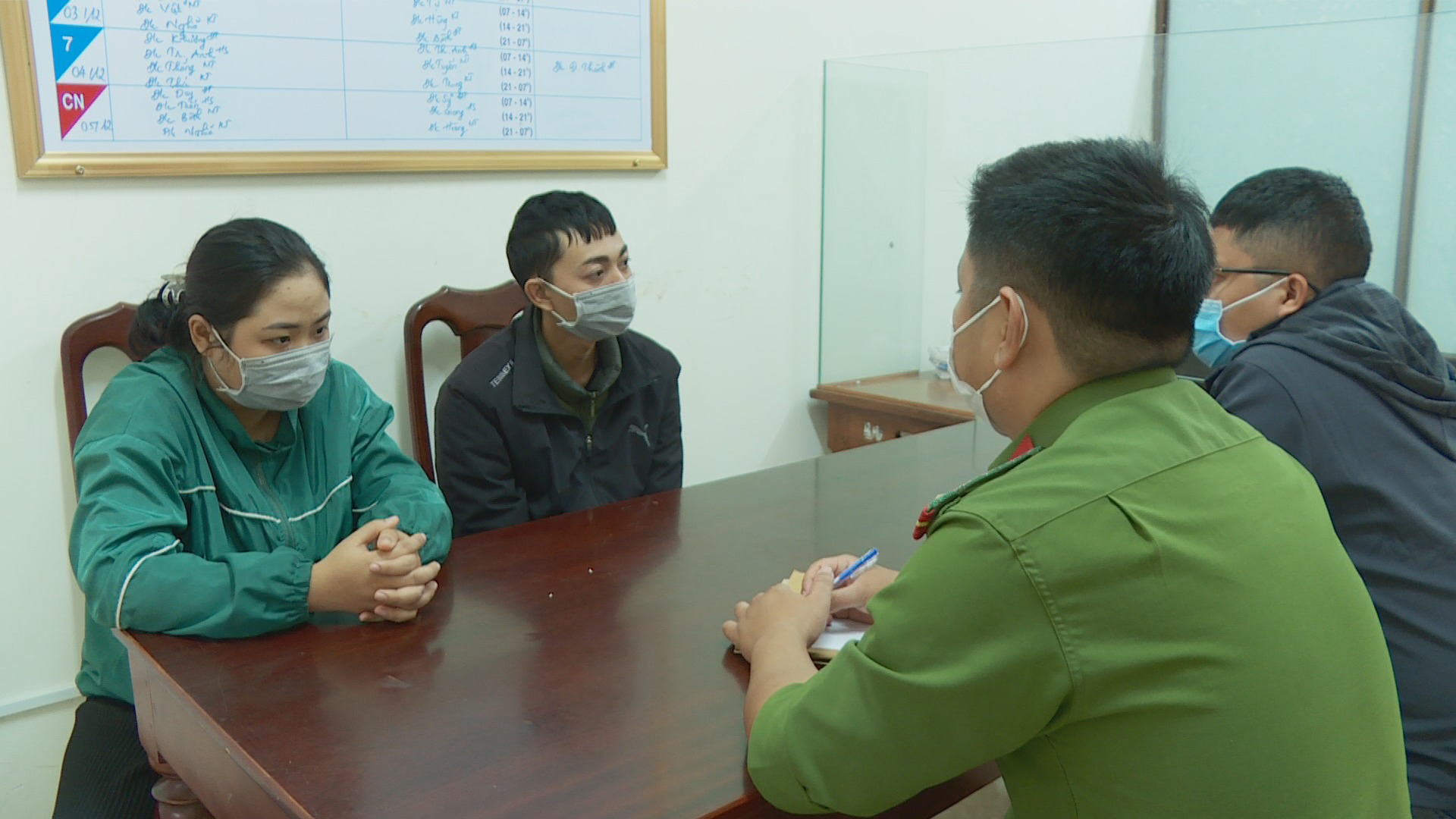 Đôi tình nhân gây ra 9 vụ trộm trong 1 tháng