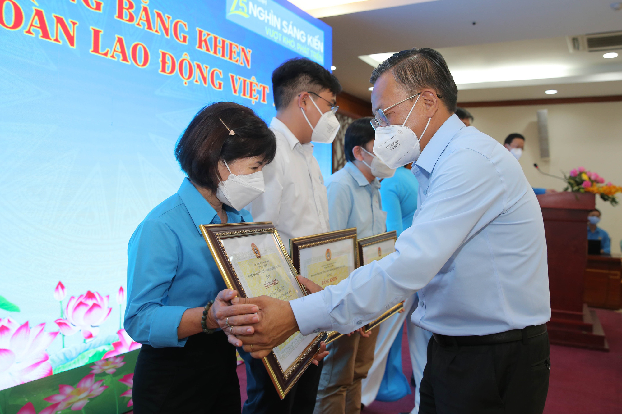 C&ocirc;ng đo&agrave;n Th&agrave;nh phố Hồ Ch&iacute; Minh: Chăm lo hiệu quả, kịp thời đời sống, việc l&agrave;m đo&agrave;n vi&ecirc;n - lao động  - Ảnh 6.