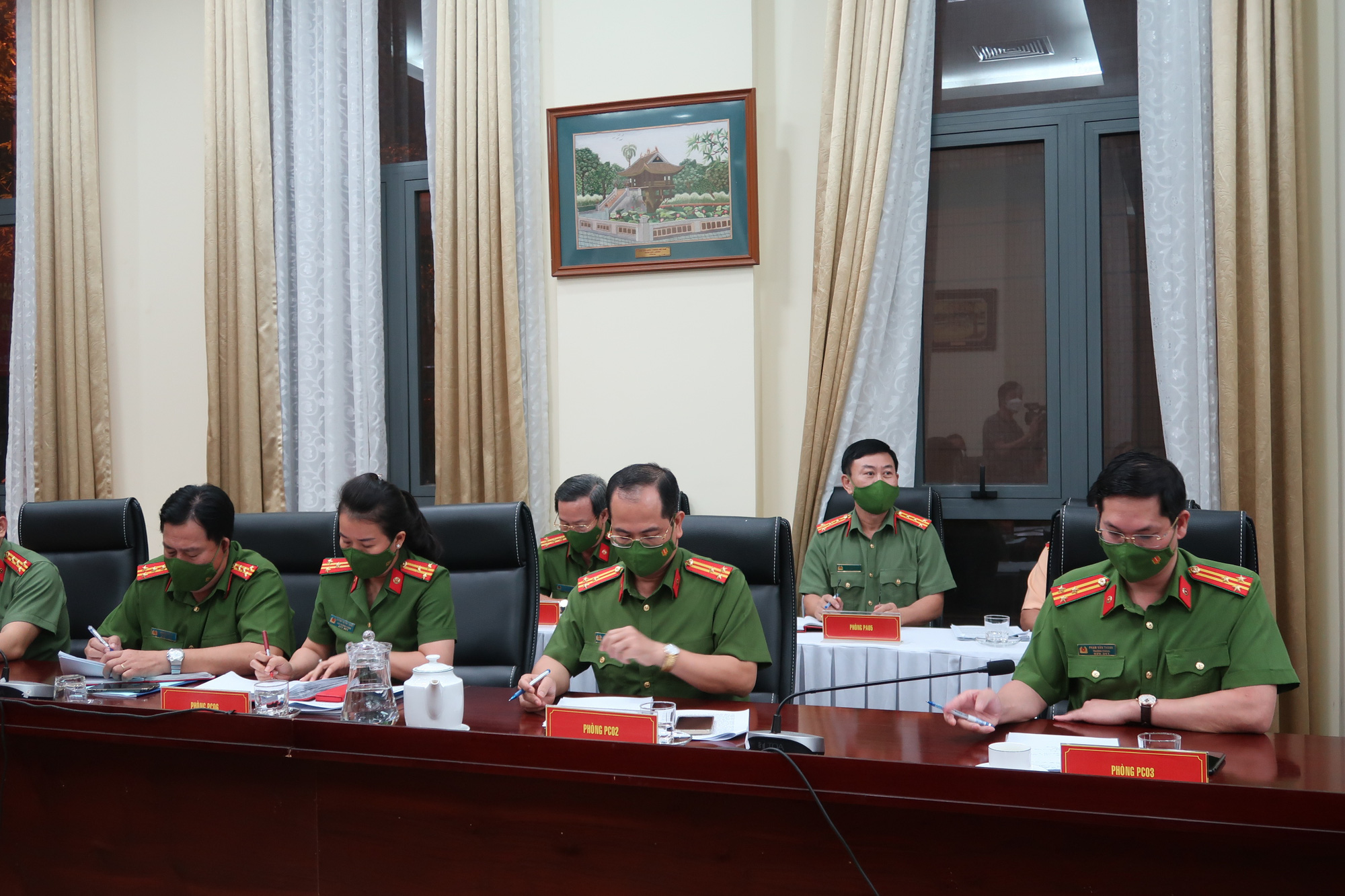 Vụ b&eacute; g&aacute;i bị bạo h&agrave;nh: C&ocirc;ng an TP HCM lưu &yacute; h&atilde;y tưởng nhớ, y&ecirc;u thương đ&uacute;ng nghĩa - Ảnh 1.