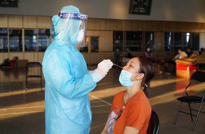 Thực khách có kết quả xét nghiệm âm tính mới được vào ăn uống