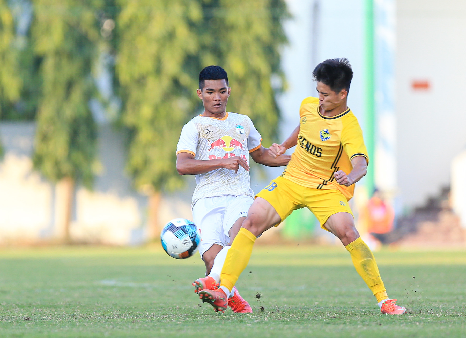 V&ograve;ng loại U21 quốc gia 2021: Ho&agrave;ng Anh Gia Lai quyết gi&agrave;nh chiến thắng đầu ti&ecirc;n - Ảnh 1.