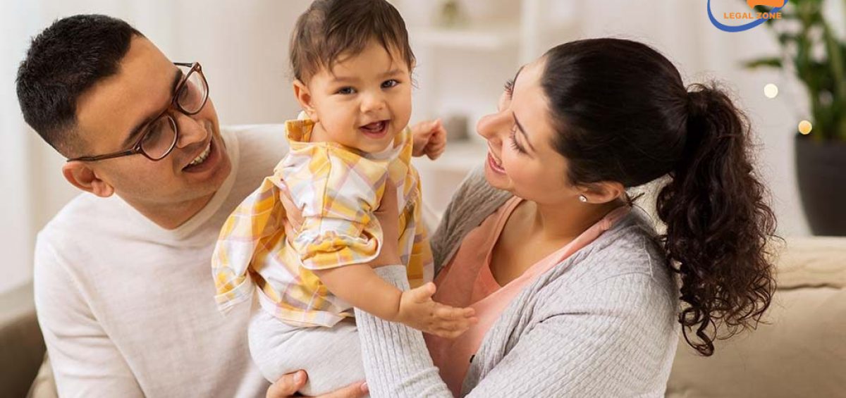 Có được nhận nuôi con nuôi khi cha mẹ bé còn sống?