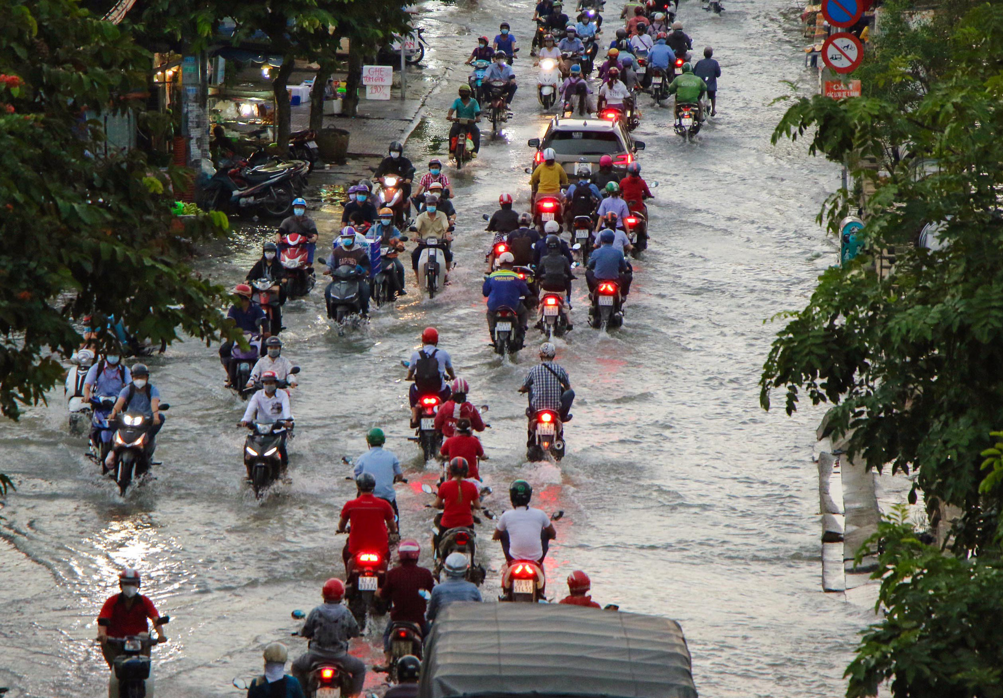 Lắng nghe người d&acirc;n hiến kế: Để n&acirc;ng tầm diện mạo TP HCM - Ảnh 1.