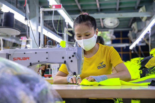 Xoay xở thưởng Tết
