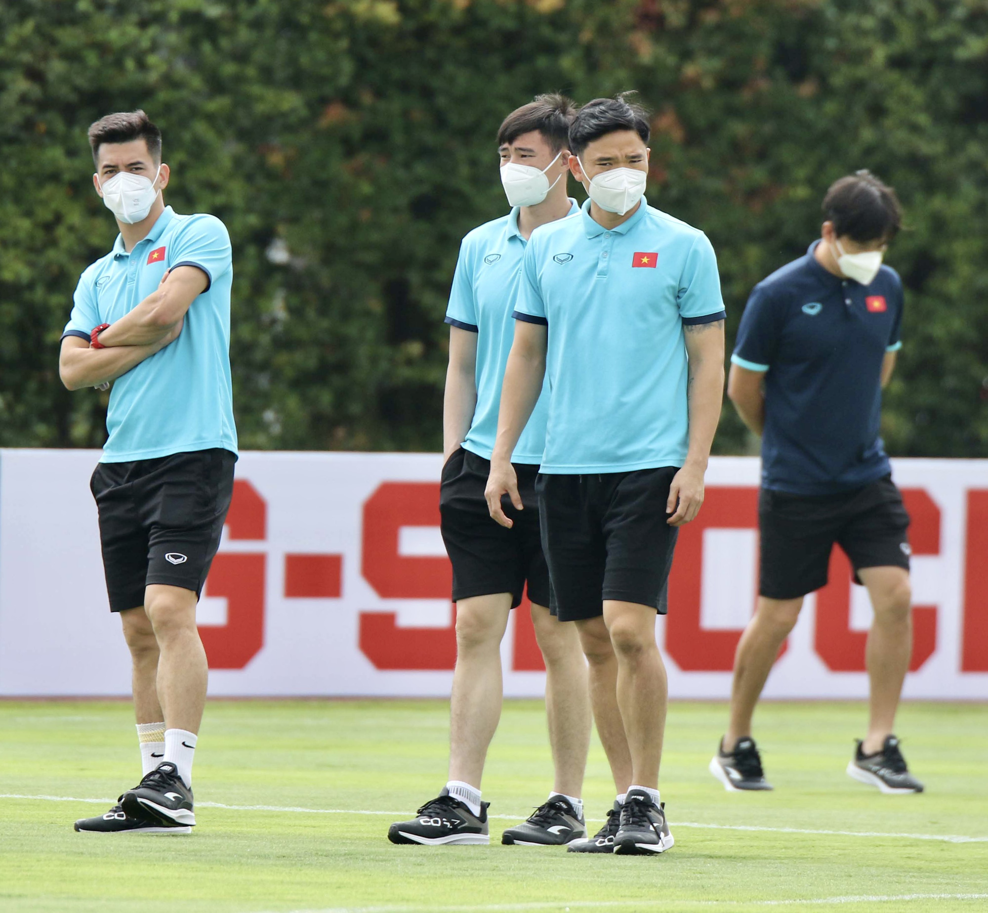 AFF Cup 2020: Sân Bishan đón 1.000 khán giả trận đội tuyển Việt Nam - Lào - Ảnh 8.