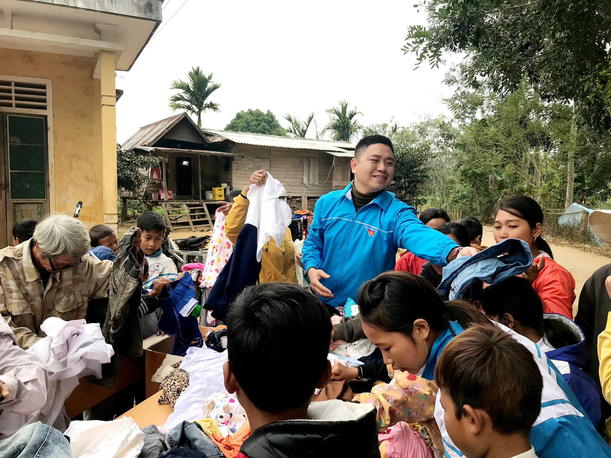 Hơn 3.000 tác phẩm tham gia cuộc thi "Nét đẹp nhà giáo Việt Nam"