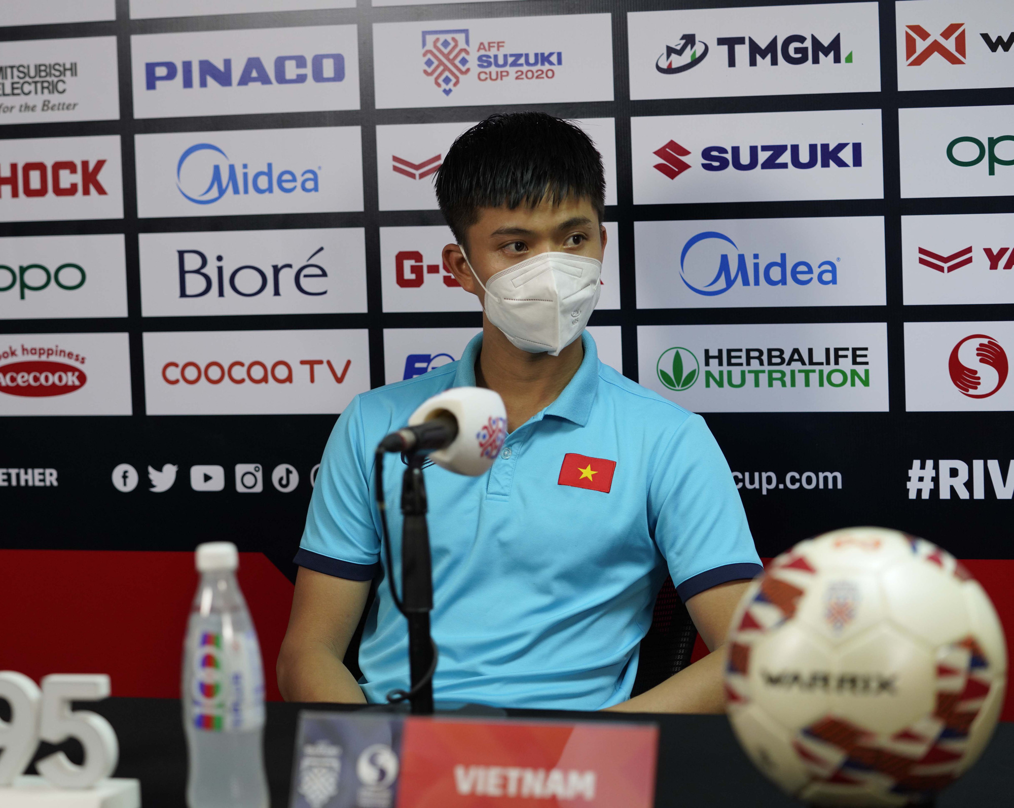 Phan Văn Đức khiến người h&acirc;m mộ x&uacute;c động - Ảnh 2.