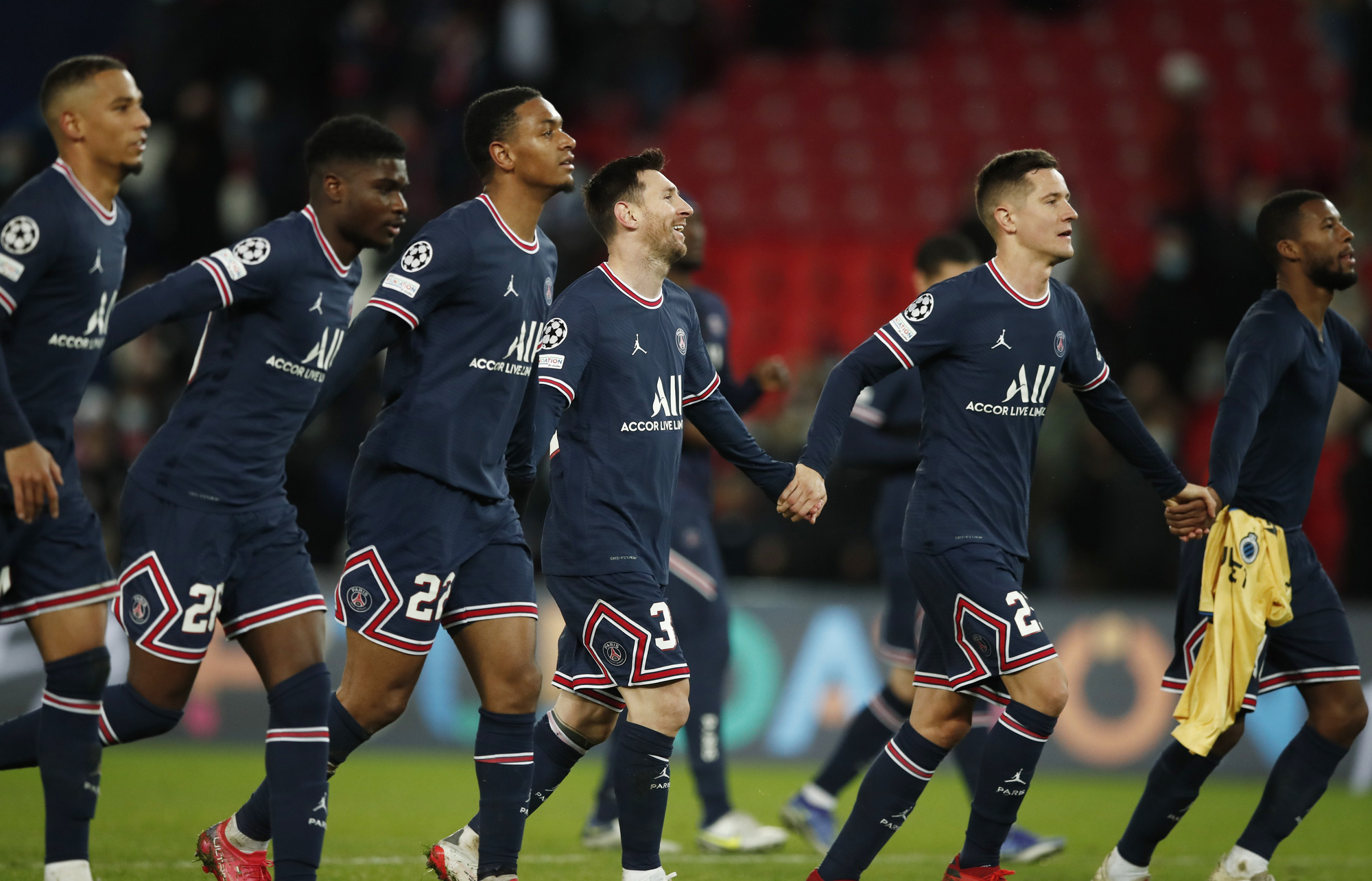 Messi v&agrave; Mbappe đua ghi b&agrave;n, PSG hủy diệt Club Brugge - Ảnh 7.